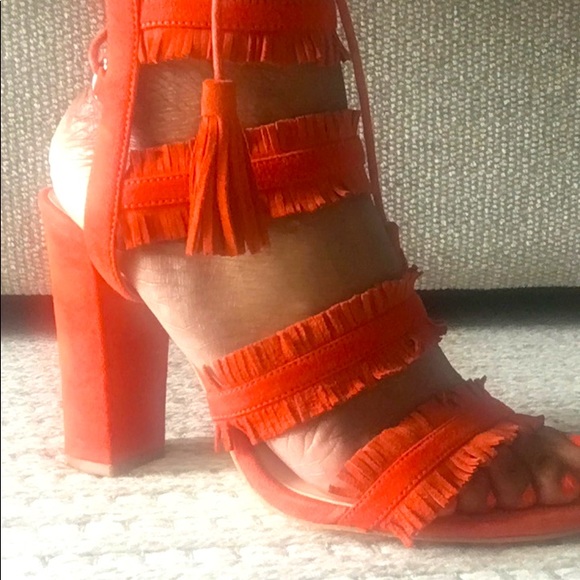 Guess Heels - Picture 2 of 8